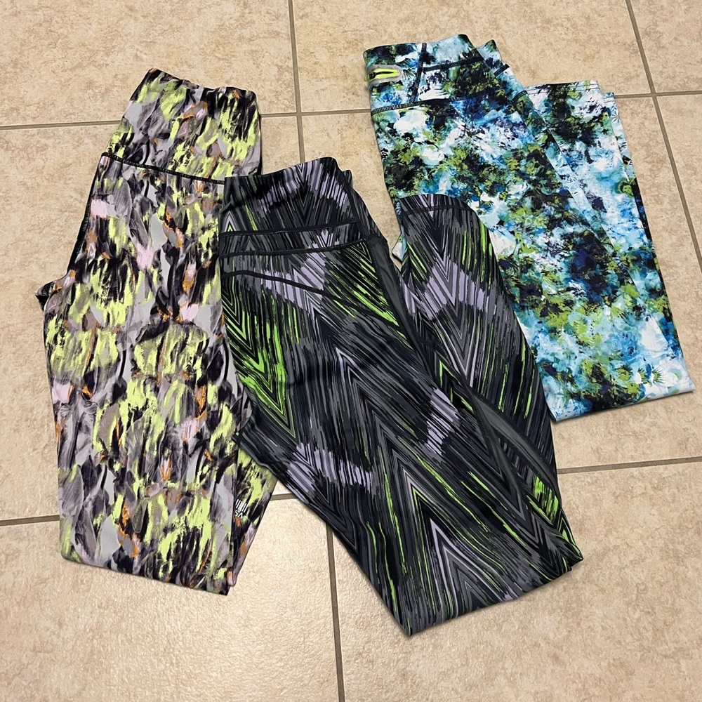 Bundle of 3 leggings Athleta, Victoria secrets, and Zella, size S